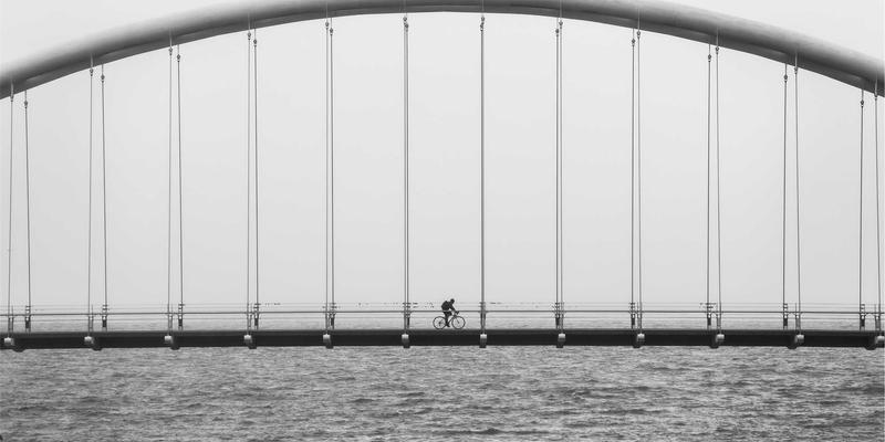 河北德隆盛32：钢材、水泥与装饰工程的协同创新之路