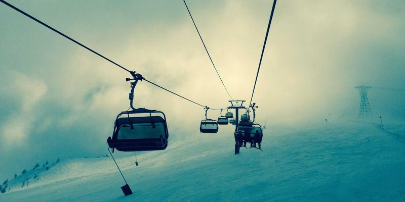 河北德隆盛工程：如何通过装饰材料与钢材风险管理保障大型装修施工顺利交付